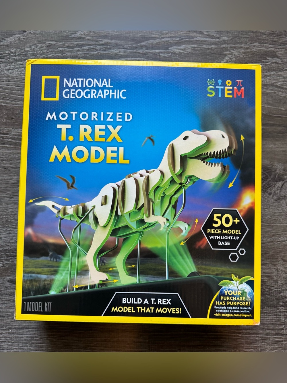 National Geographic Motorized T. Rex Model Kit